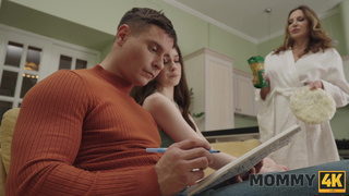 Порно актриса Hot Pearl